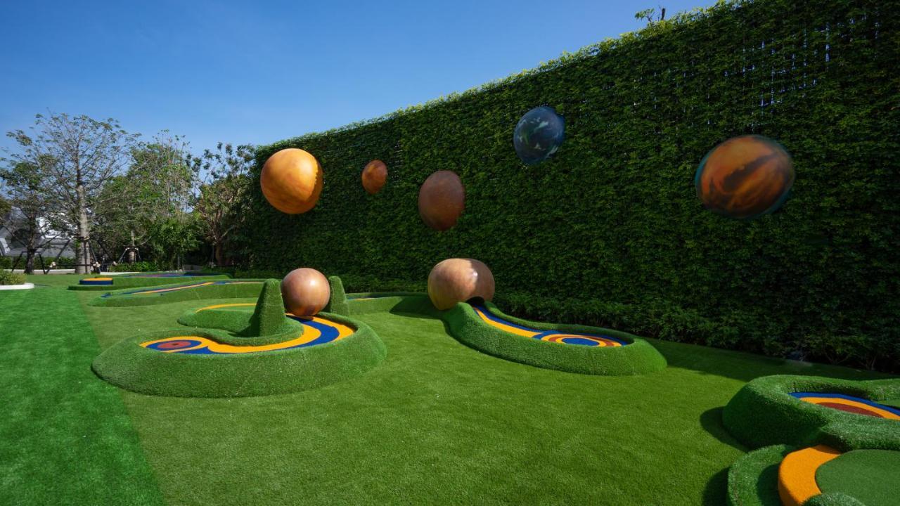 Grande Centre Point Space Pattaya Exterior photo The Children's Museum of Oak Park