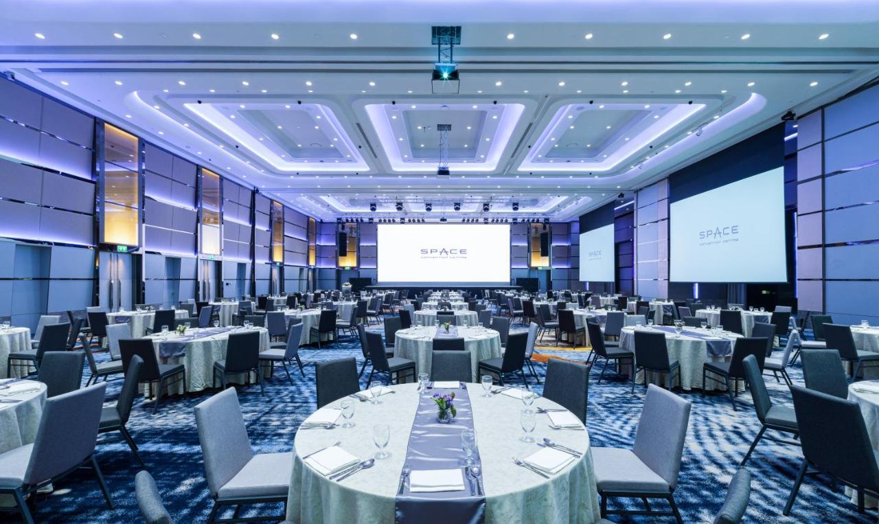 Grande Centre Point Space Pattaya Exterior photo The Grand Ballroom