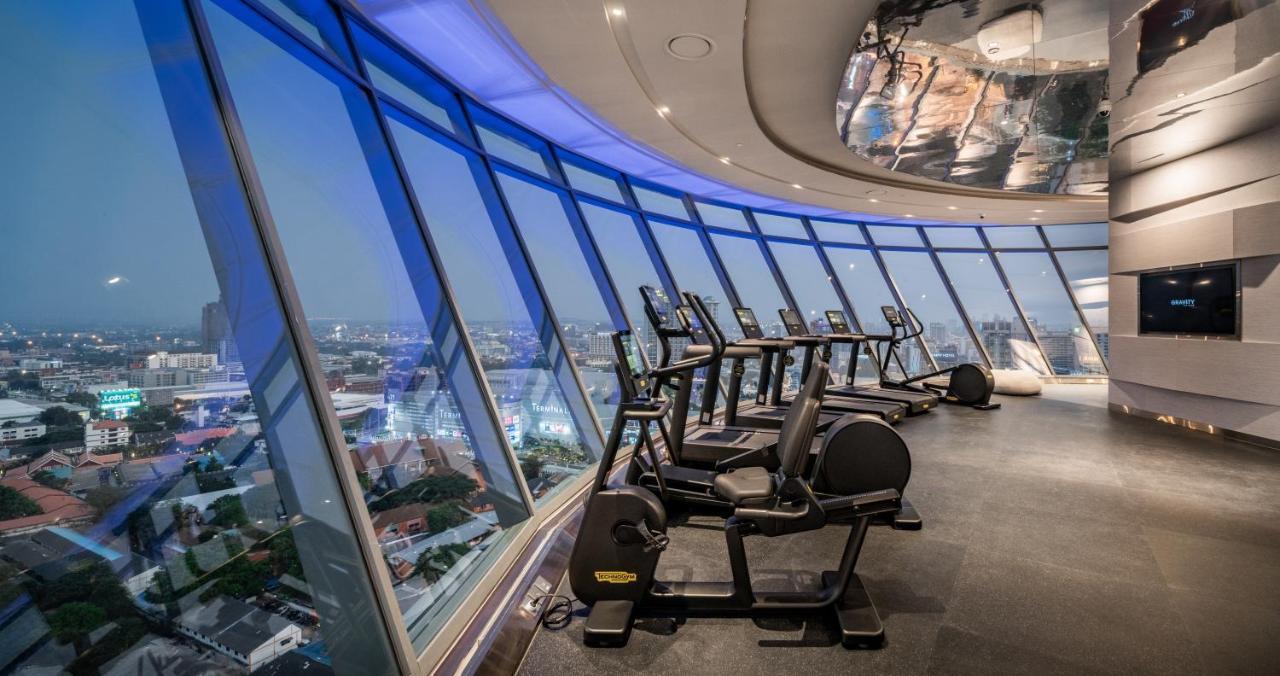 Grande Centre Point Space Pattaya Exterior photo The gym at the 39th floor
