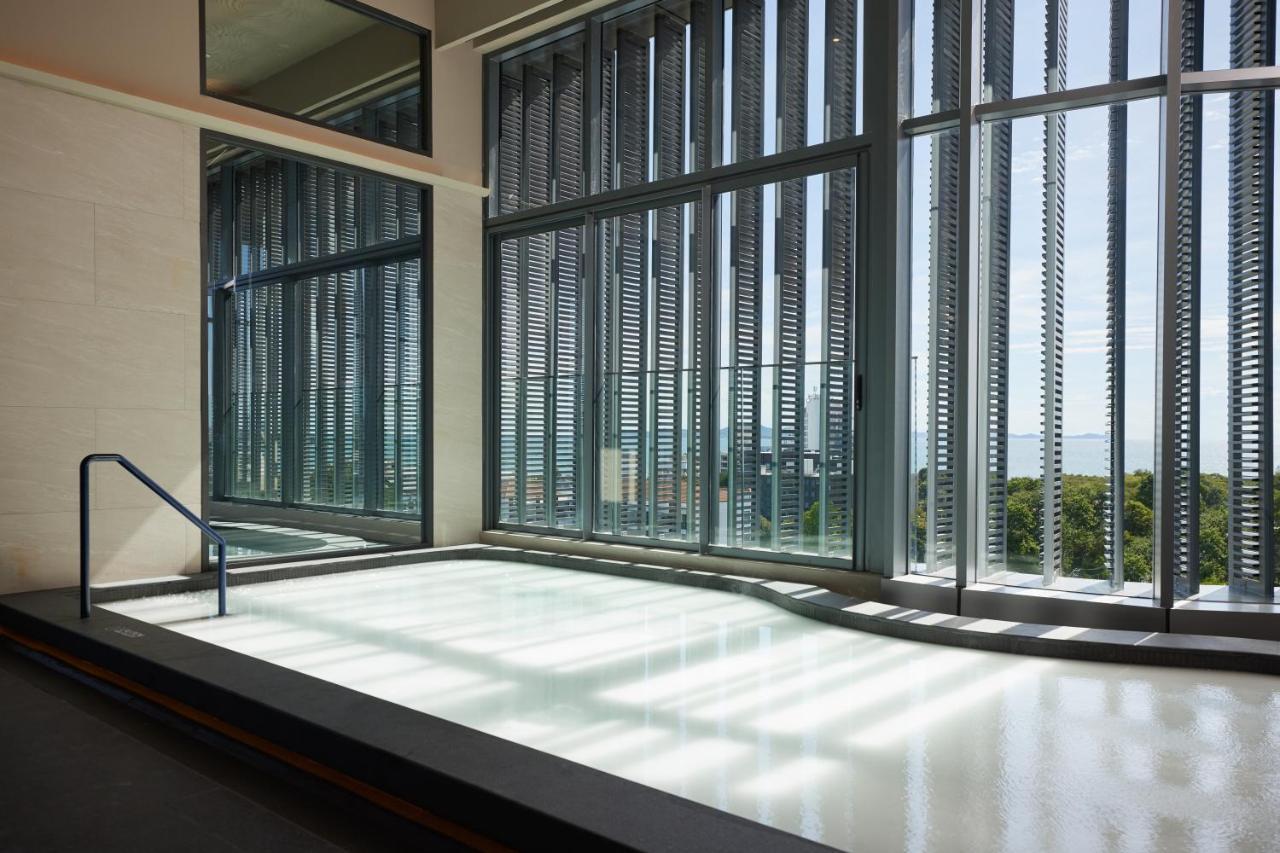 Grande Centre Point Space Pattaya Exterior photo Interior of the building