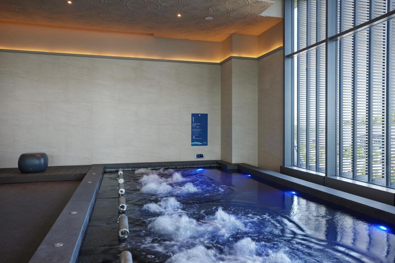 Grande Centre Point Space Pattaya Exterior photo A spa at the InterContinental Sydney